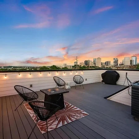Cozy Gulch Home Stunning Skyline Views